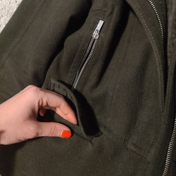 Express Bombshell Green Coat - Picture 2 of 6